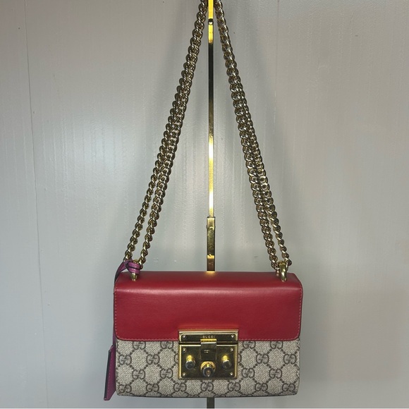 GUCCI GG Supreme with Padlock & Chain Strap Shoulder Bag - Picture 7 of 16